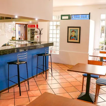 Amparo Ξενοδοχείο 2*