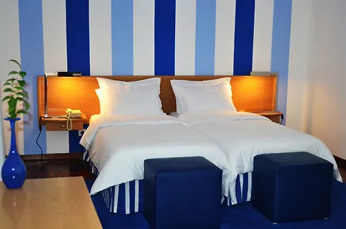 Amparo Hotel Machico (Madeira)