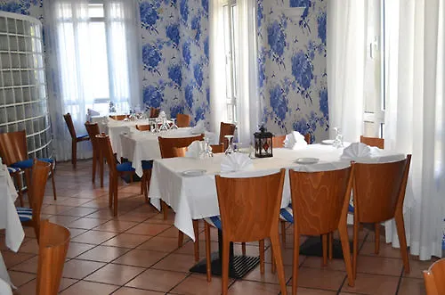 Amparo Hotel Machico (Madeira)